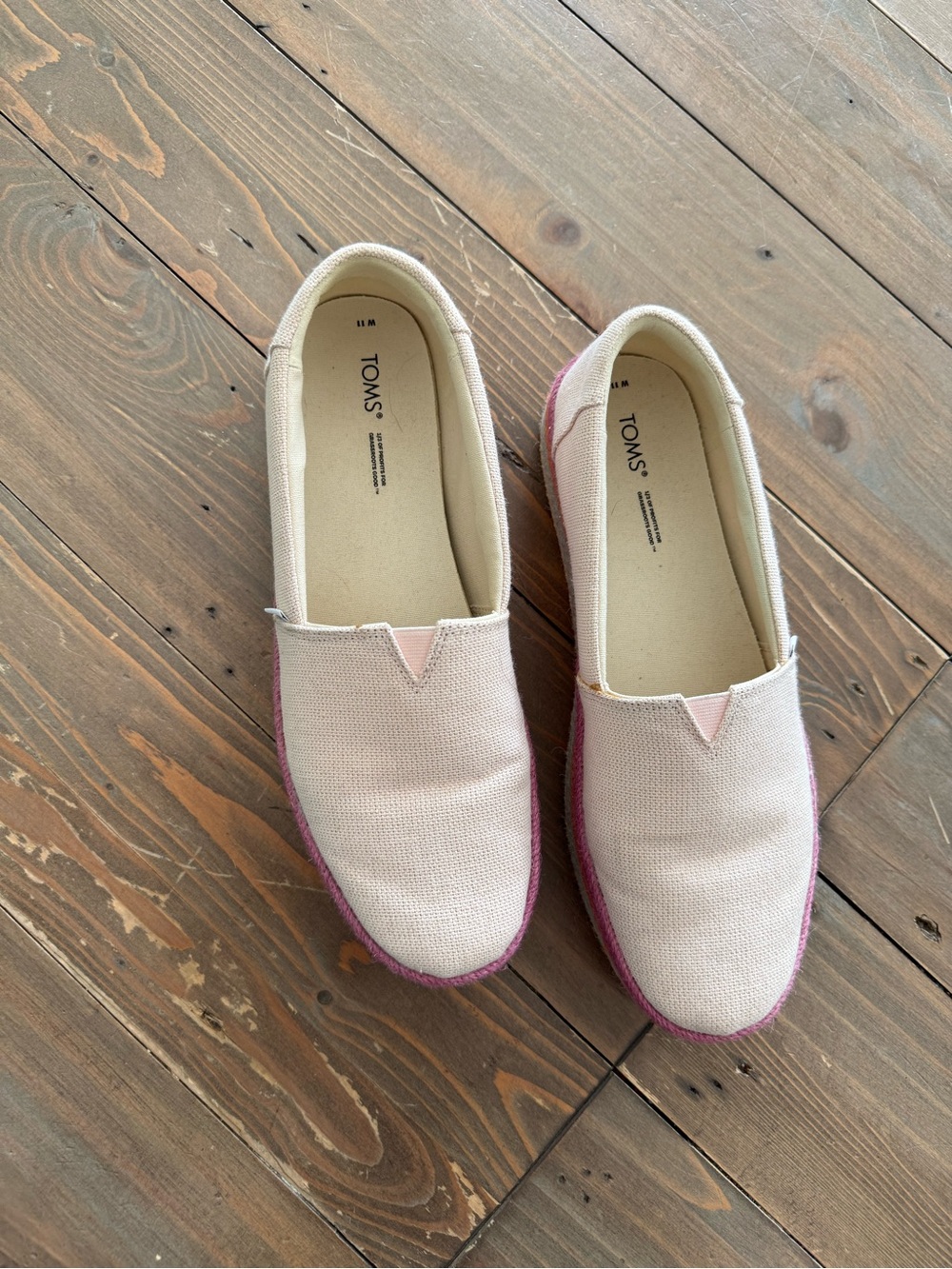TOMS Light Pink Canvas Slip-On espadrilles with Pink Trim. NWOT